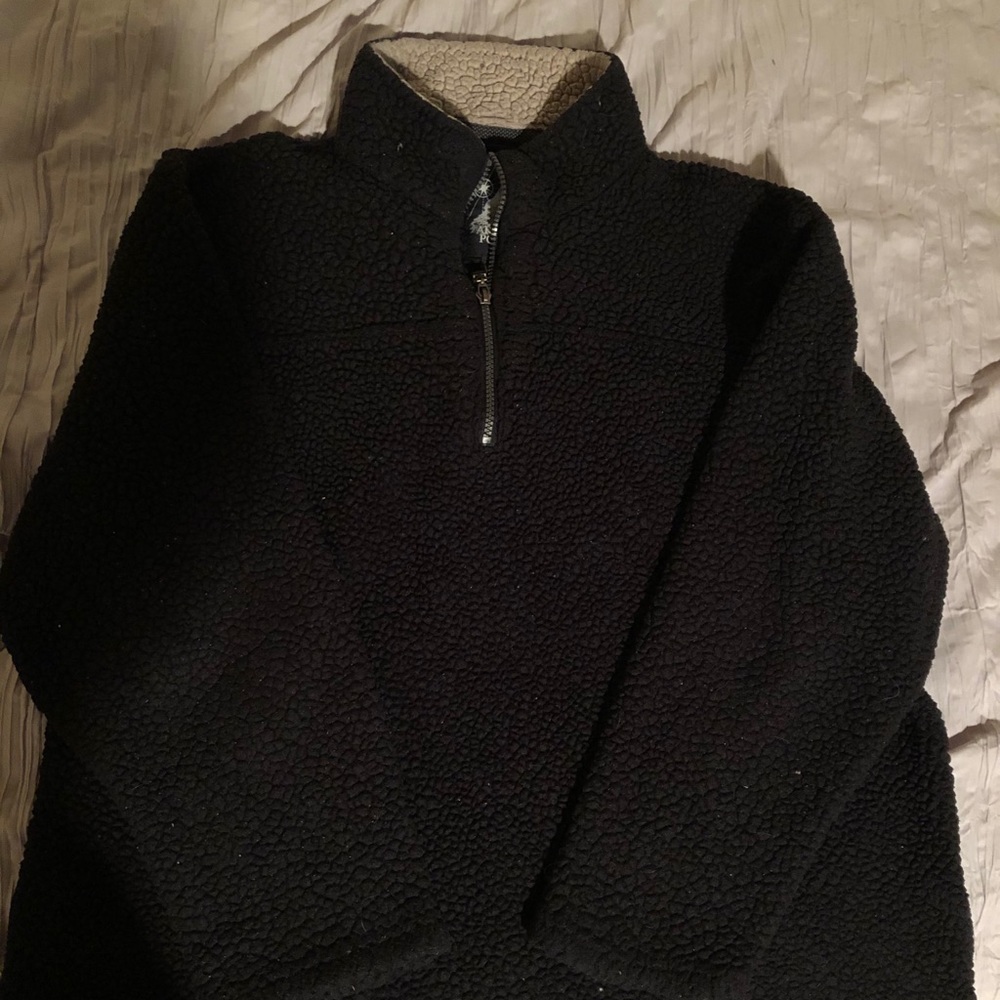 Arctic point black Sherpa pullover